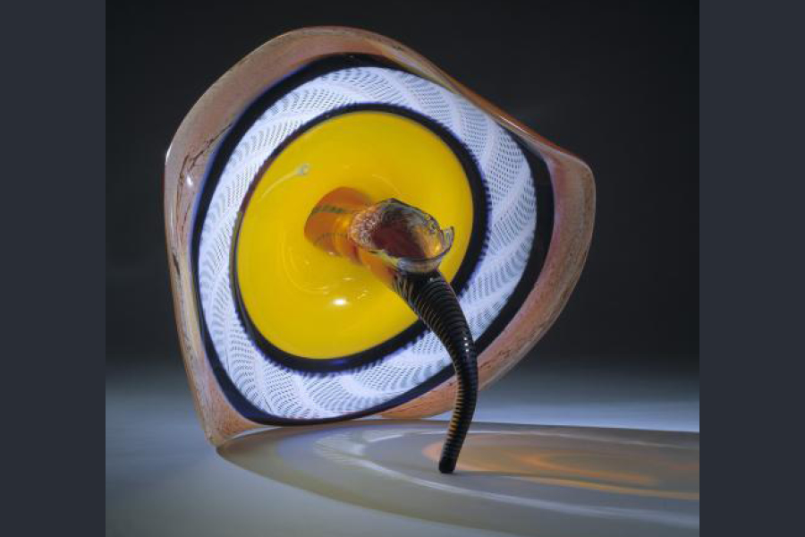 Stephen Dee Edwards, Lattice Physalia, 1982, glass, Smithsonian American Art Museum